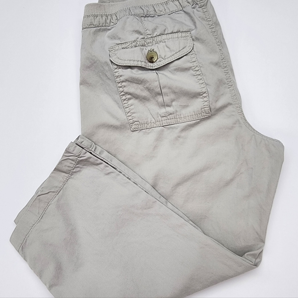 Old Navy Size M Capri Pants